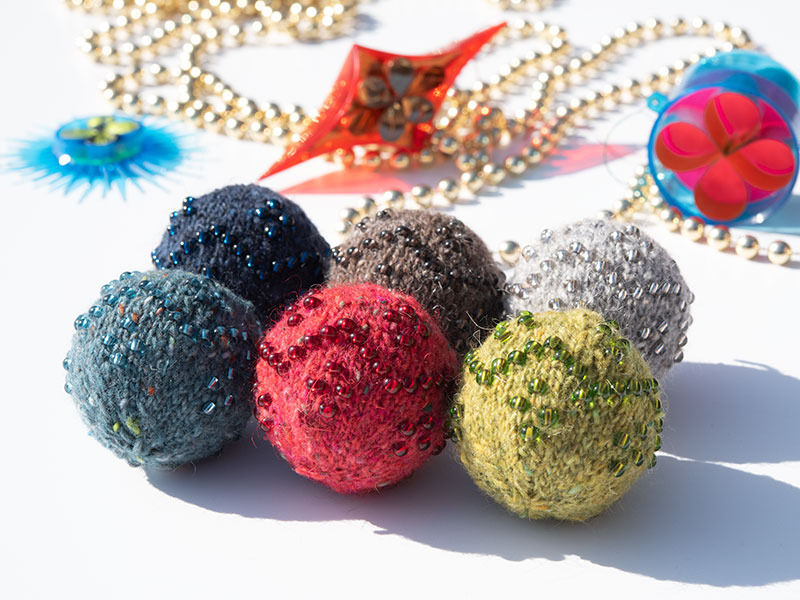 Yarn Beaded baubles