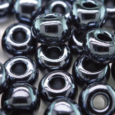 Hematite Metallic glass bead, size 32/0 seed beads - Retail system