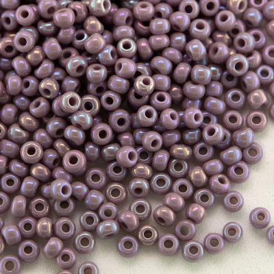 Preciosa Czech glass seed bead 11/0 Purple Heather Rainbow