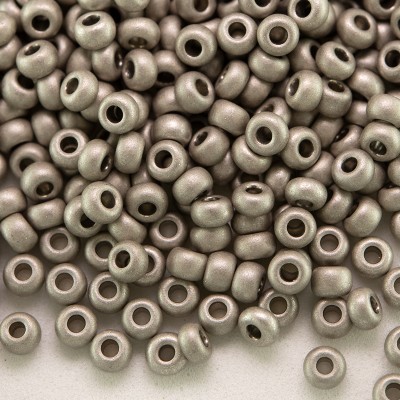 Preciosa Czech glass seed bead 9/0 Silver Lining Metallic coated.