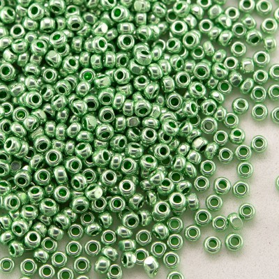 Preciosa Czech glass Terra CHARLOTTE seed bead, size 13/0 Green Metallic