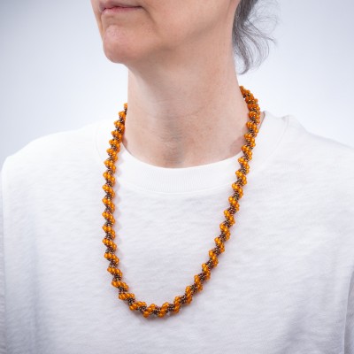 Sun Studio &ndash; Blazing Orange Eternal Spiral Rope Necklace Bead Kit.