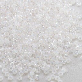Preciosa Czech glass seed bead 13/0 White Alabaster rainbow