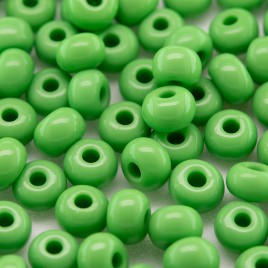 Preciosa Czech glass seed bead 5/0 Bud Green opaque