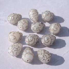 Silver Birch 12x8mm Spiral Drop Czech Glass Lampwork Bead