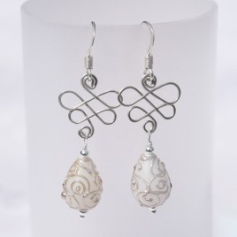 Silver Birch glass earrings 12x8mm in sterling silver.
